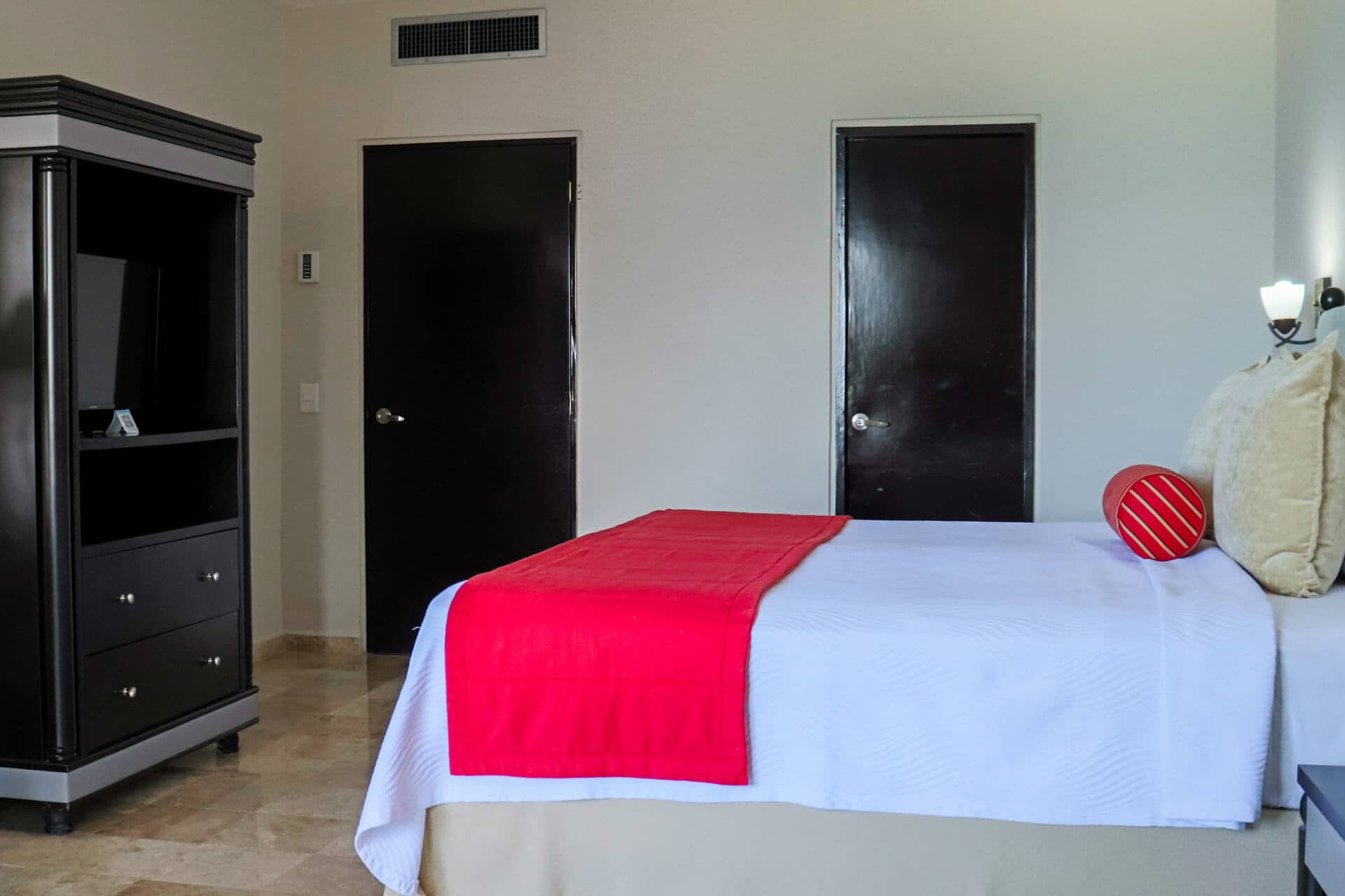 beachfront room hotel in cancun