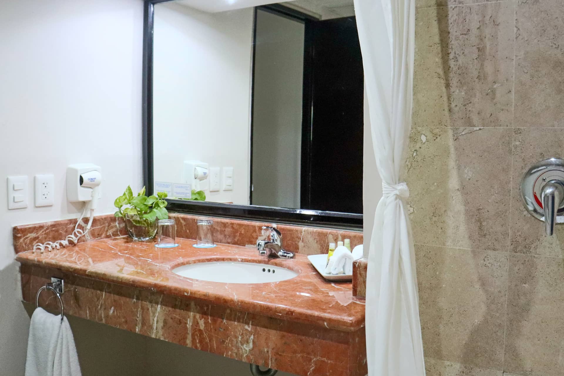 habitaciones frente al mar en cancun hotel casa maya